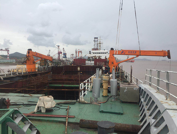 �������ؙC